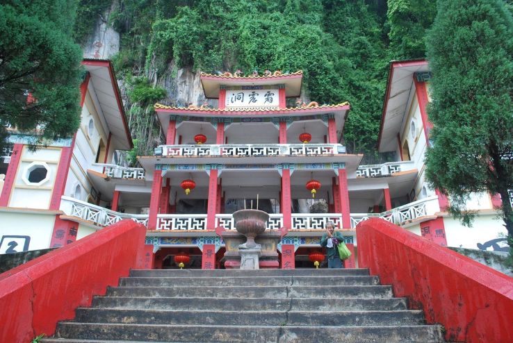 Perak Cave Temple Trip Packages